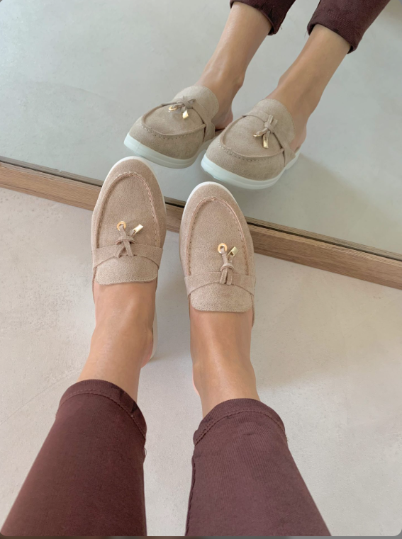 Dame Loafers – Slip-on Komfort – Luksuriøst Stoff – Dekorativ Detalj – Elegant Stil
